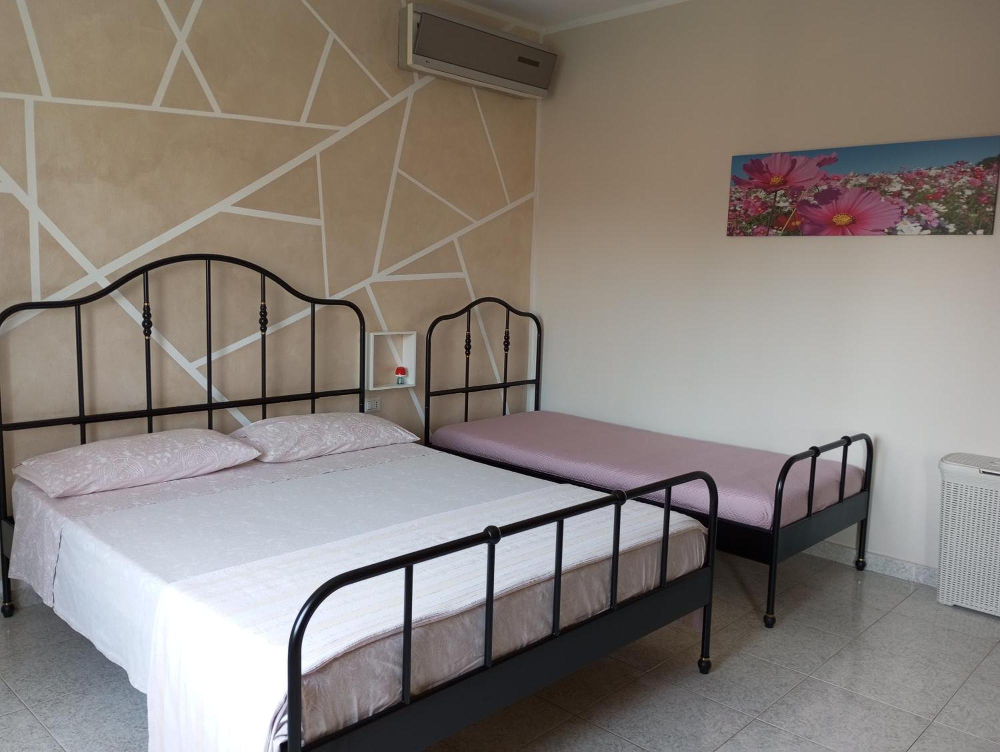 Casa Vacanze Il Fiore Di Loto Apartment Zibido San Giacomo Екстериор снимка